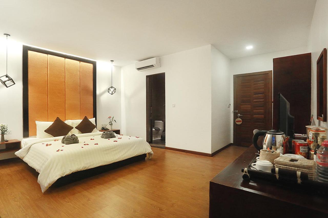 Central Corner Suite Siem Reap Exterior photo