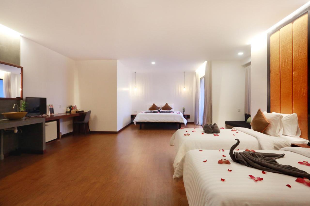 Central Corner Suite Siem Reap Exterior photo
