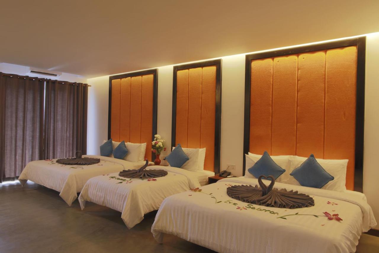 Central Corner Suite Siem Reap Exterior photo